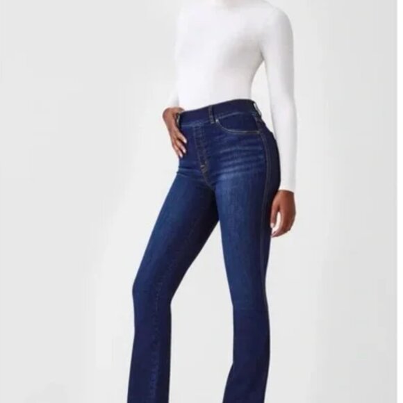Spanx Flare Jeans - Midnight Dark Wash - Size Small Petite - Picture 1 of 8